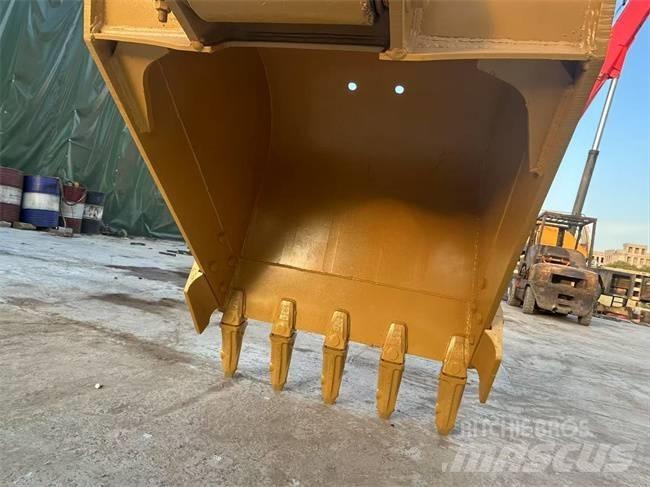 CAT 320 B Bandgrävare