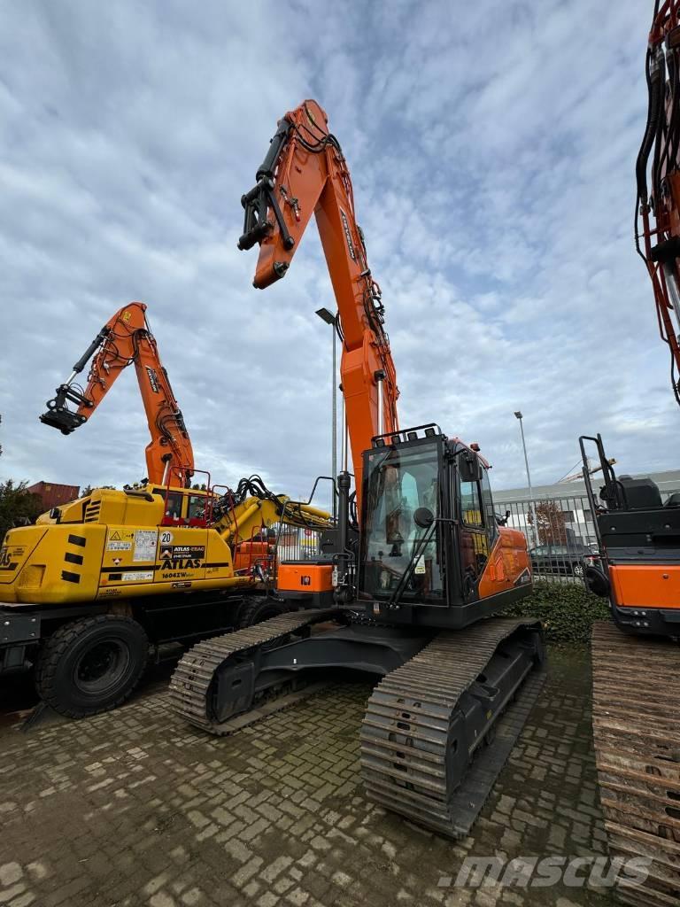 Doosan DX 225 LC-7 Bandgrävare