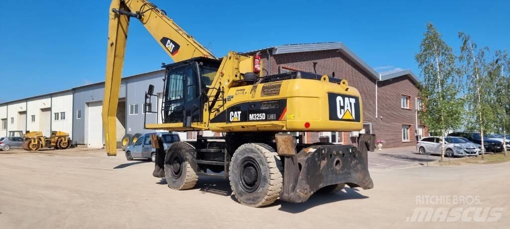 CAT M 325 D MLH Avfalls / industri hantering