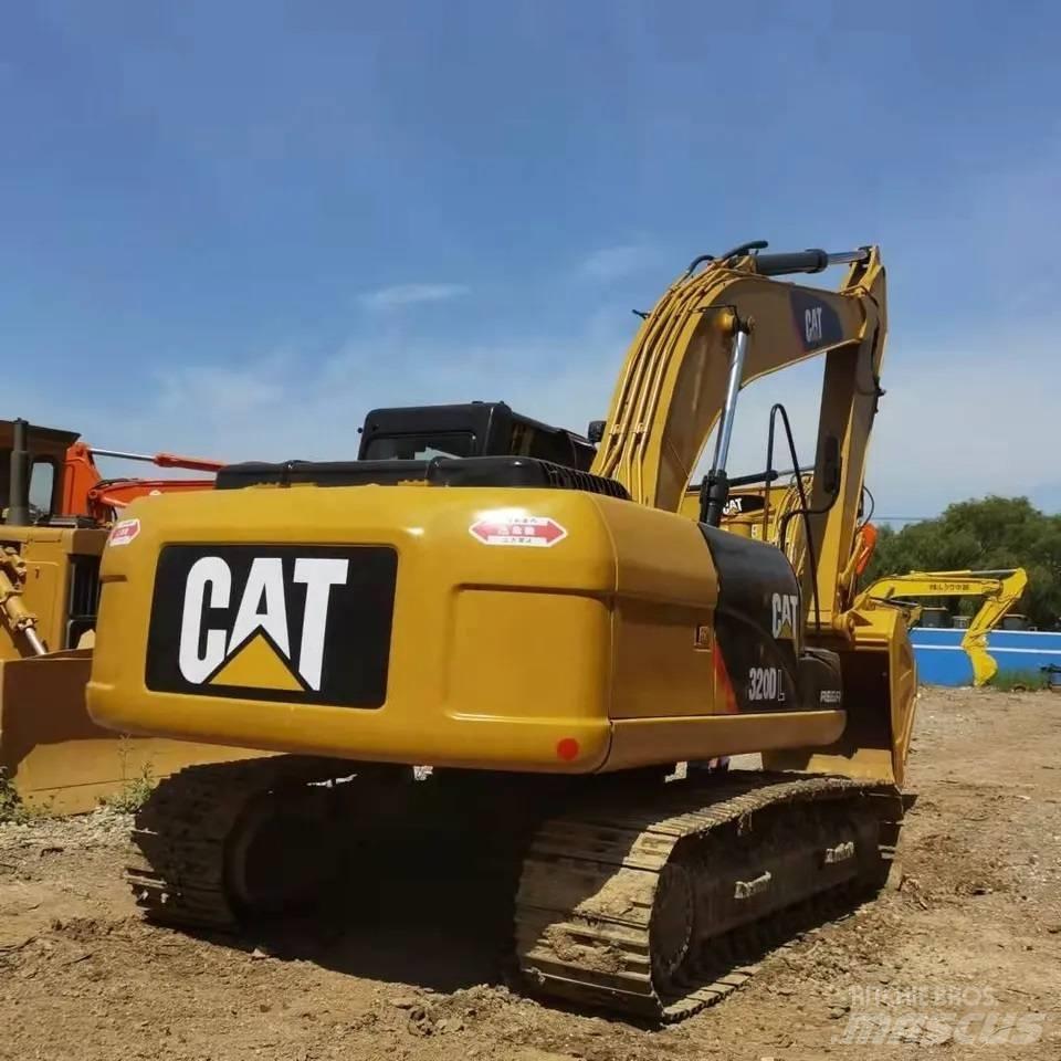 CAT 320 D L Midigrävmaskiner 7t - 12t