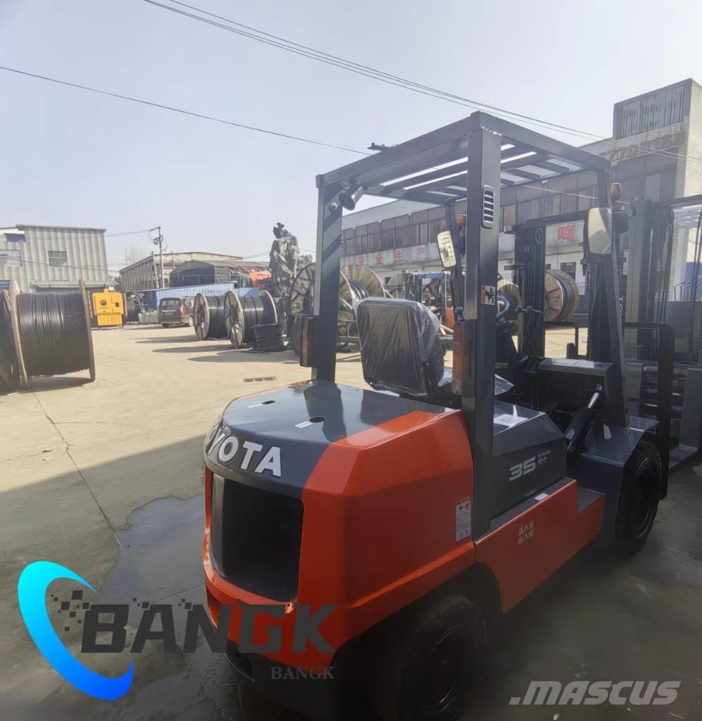 Toyota 35 Dieselmotviktstruckar