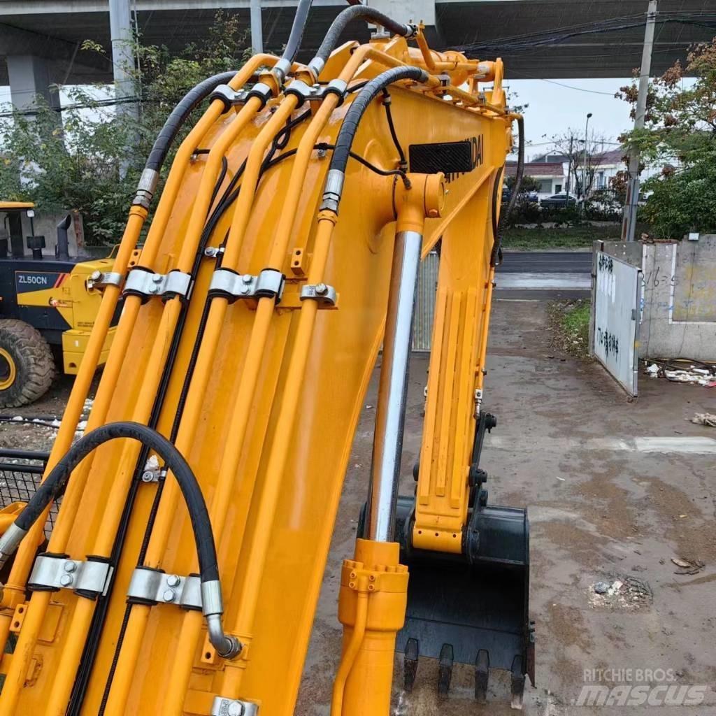 Hyundai R220LC-9 Bandgrävare