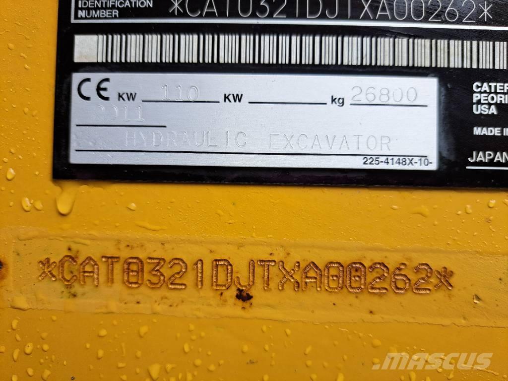 CAT 321 D Bandgrävare
