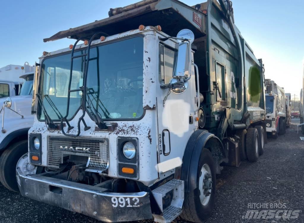 Mack MR600 Sopbilar