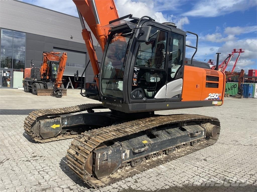 Hitachi ZX 250 LC-6 Bandgrävare