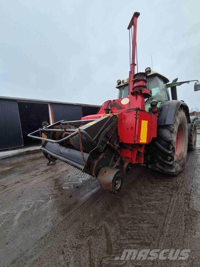 Lely STORM 130R Fälthackar