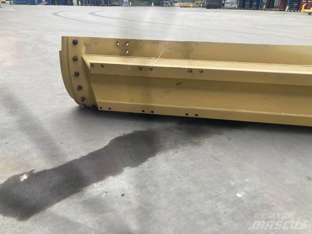 CAT 160M2 Moldboard Skopor