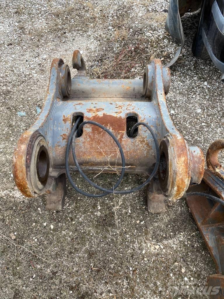 Volvo EC 460 Redskapsfäste/ adaptrar