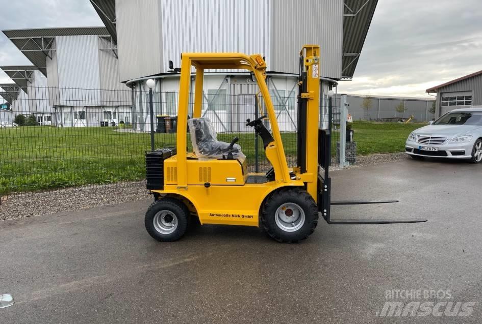  Geländestapler CD10 Dieselmotviktstruckar