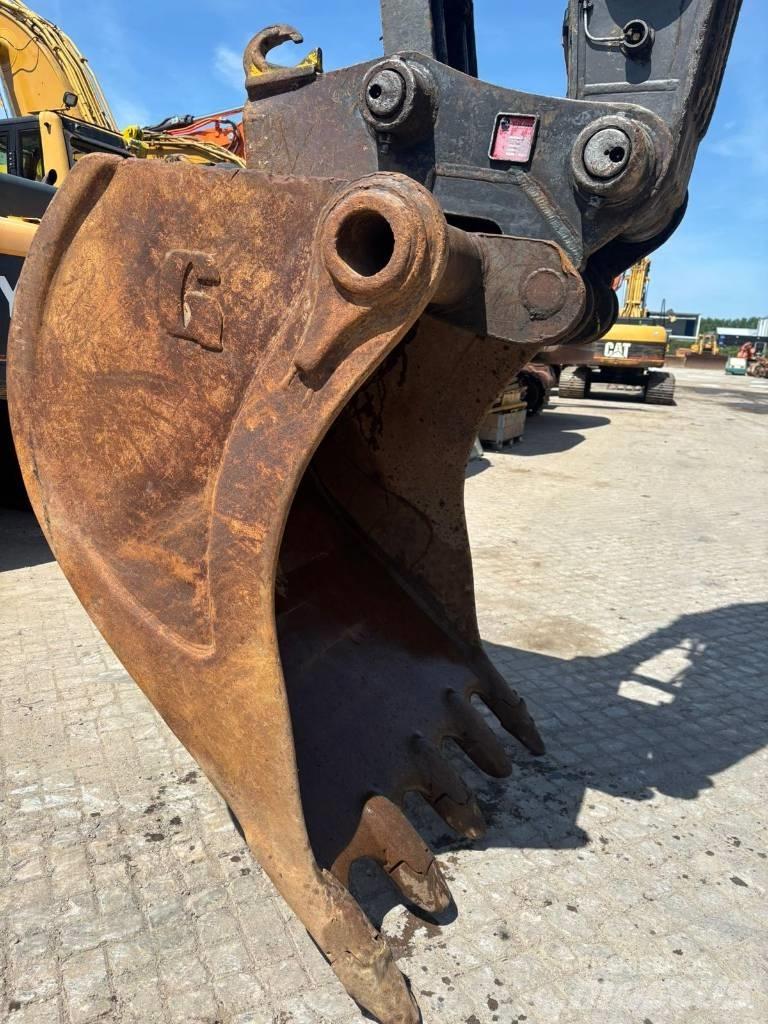 Volvo EC 290 C L Bandgrävare