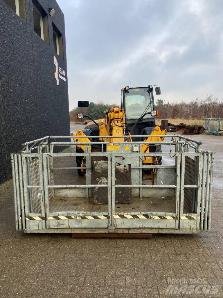JCB 540-140 Teleskoplastare