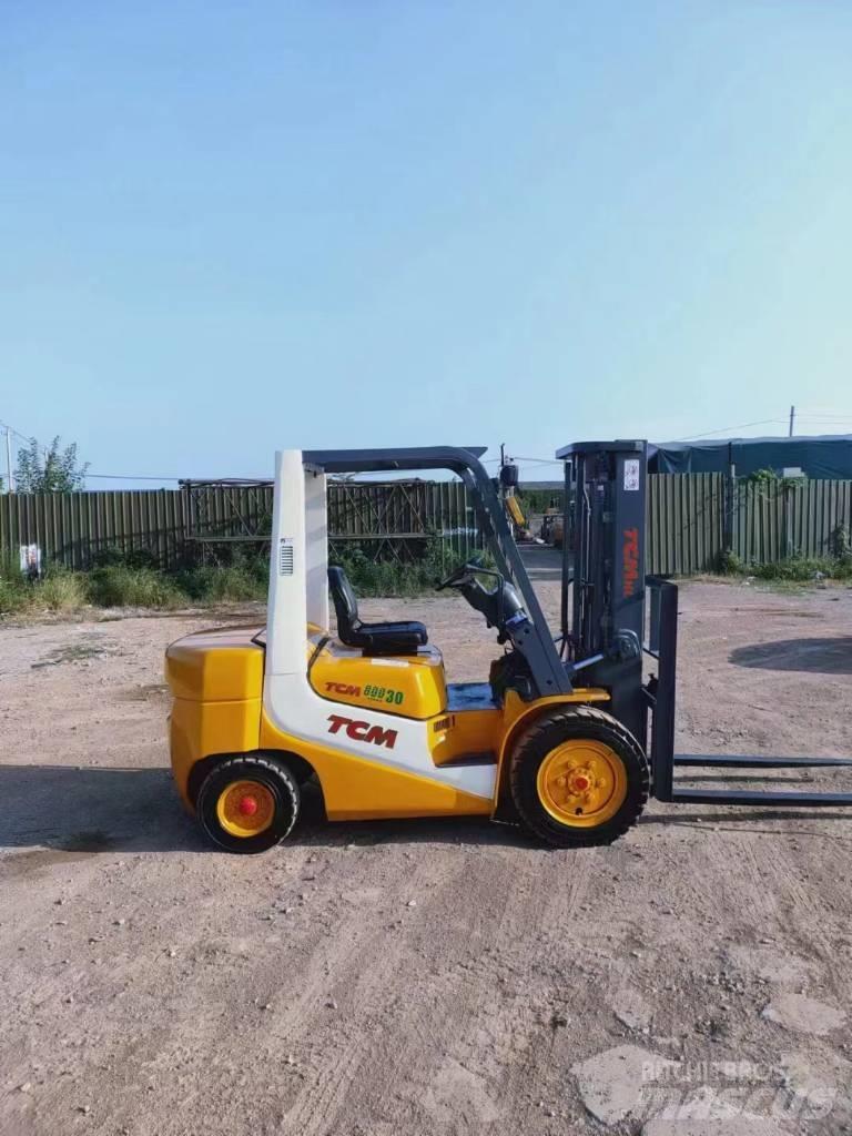 TCM FD30 Dieselmotviktstruckar