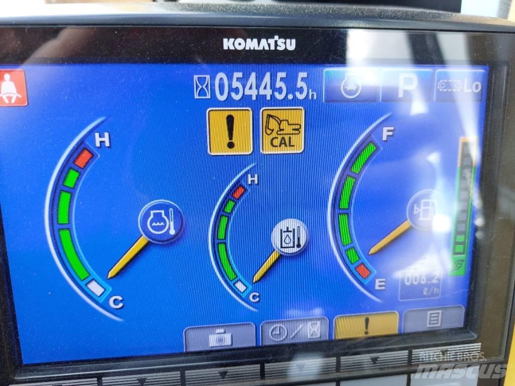 Komatsu PC210LCI-10 Bandgrävare