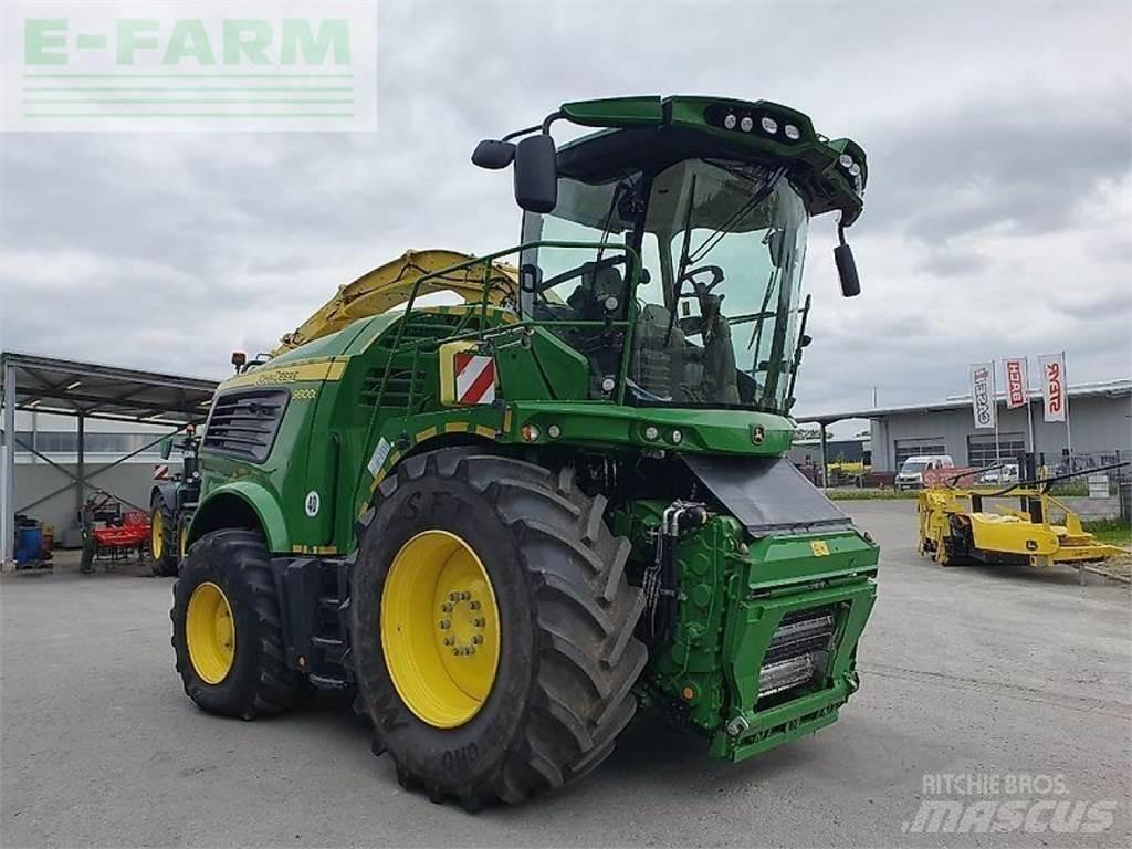 John Deere 9800 Självgående fälthackar