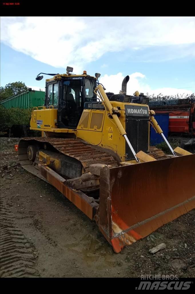 Komatsu D 65 PX-18 Bandschaktare