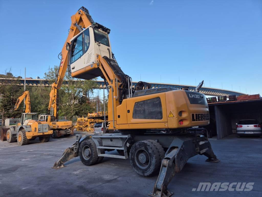 Liebherr LH 30 M Avfalls / industri hantering