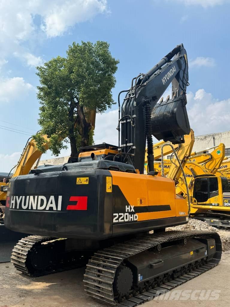Hyundai HX220HD Midigrävmaskiner 7t - 12t