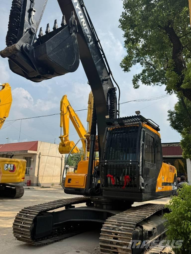 Hyundai HX220HD Midigrävmaskiner 7t - 12t