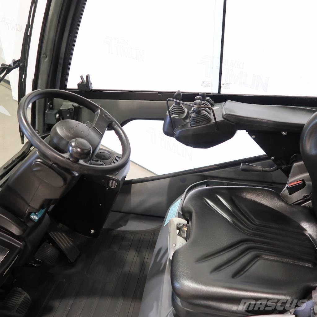 Toyota 02-8FDF30 Dieselmotviktstruckar