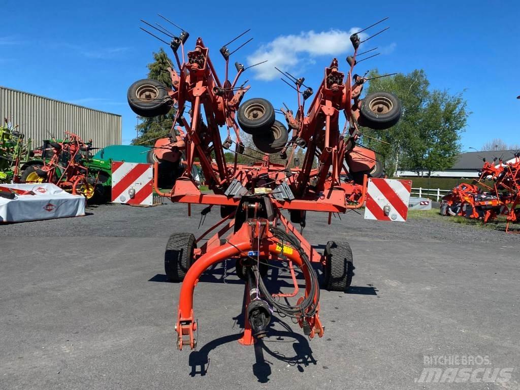 Kuhn GF8702T Vändare och luftare