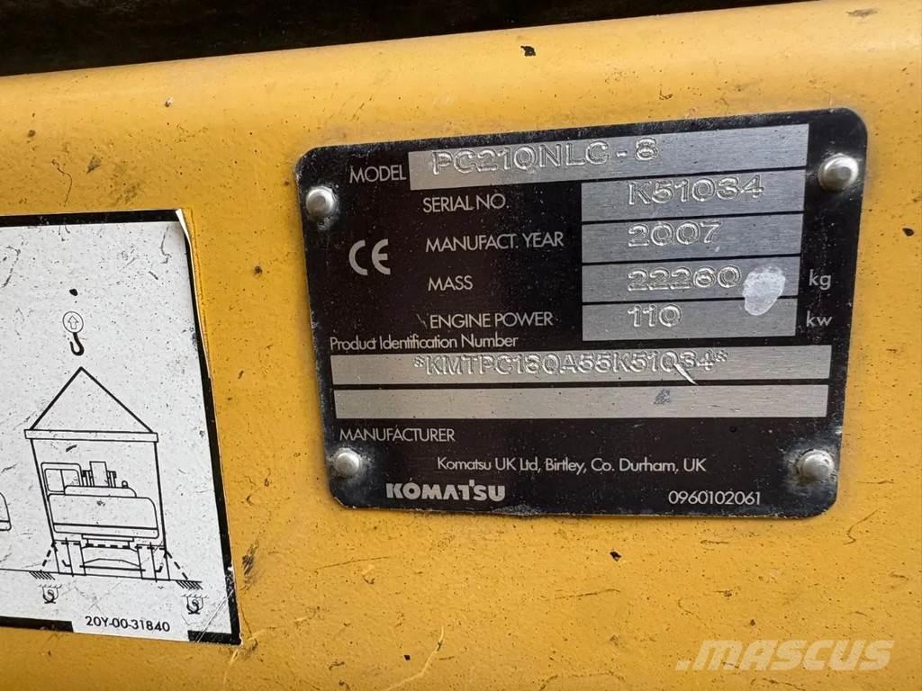 Komatsu PC210LC-8 Bandgrävare