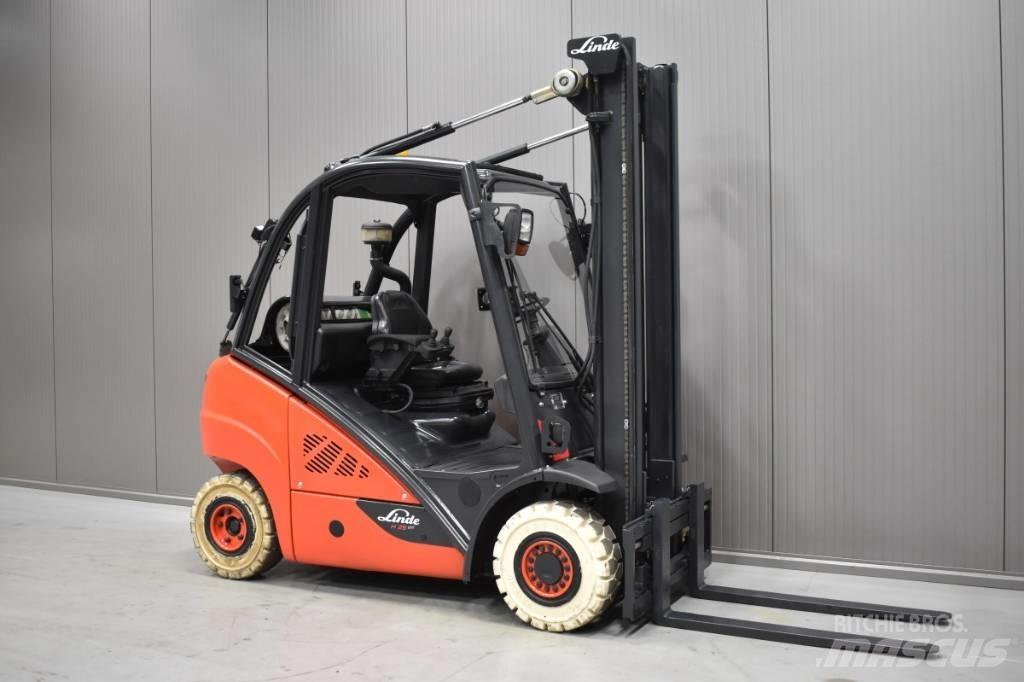 Linde H 25 T Gasolmotviktstruckar