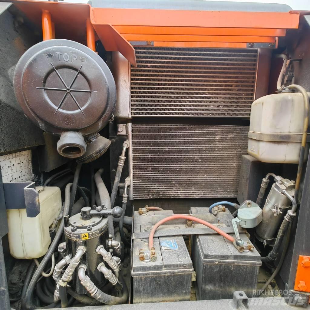 Hitachi ZX 120 Bandgrävare