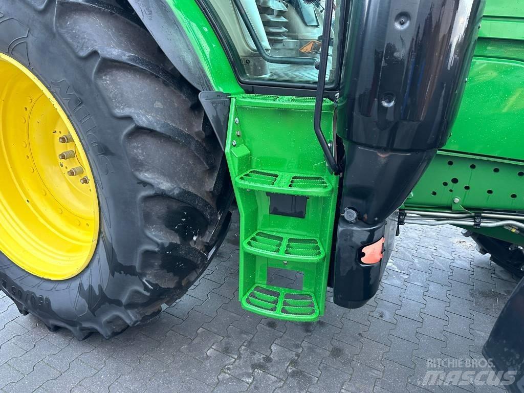 John Deere 6145 R Traktorer