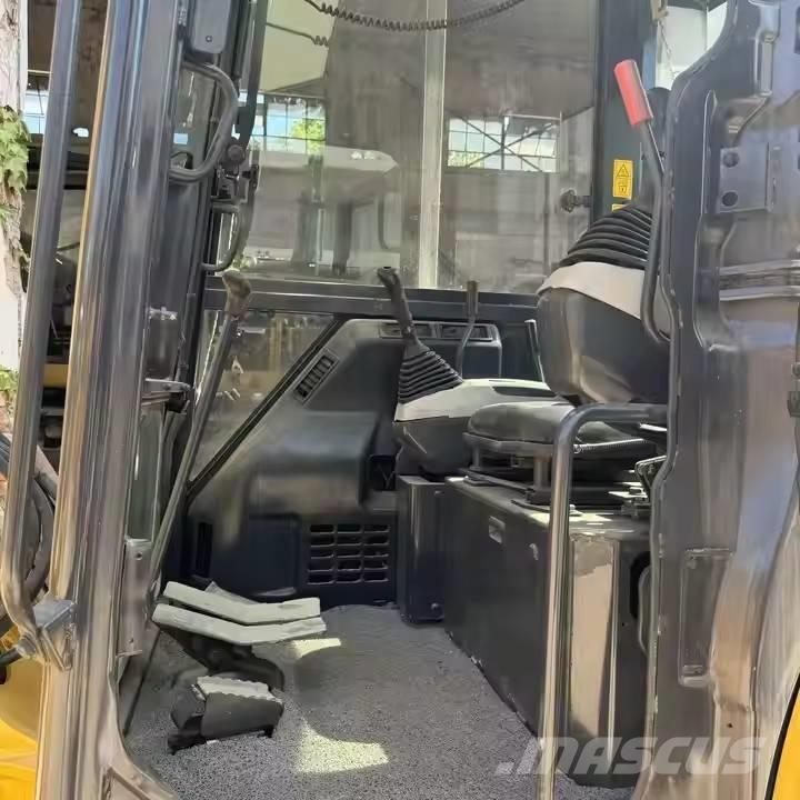 Komatsu PC55MR Minigrävare < 7t
