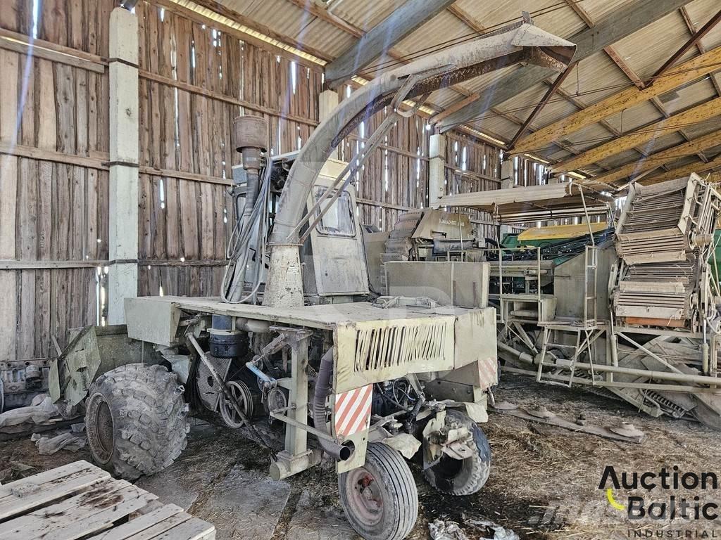 Fortschritt E281C Fälthackar