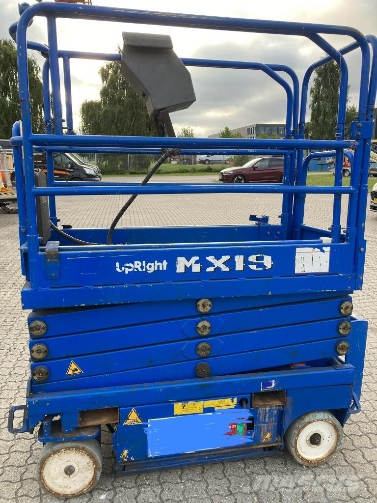 UpRight MX19 Saxliftar