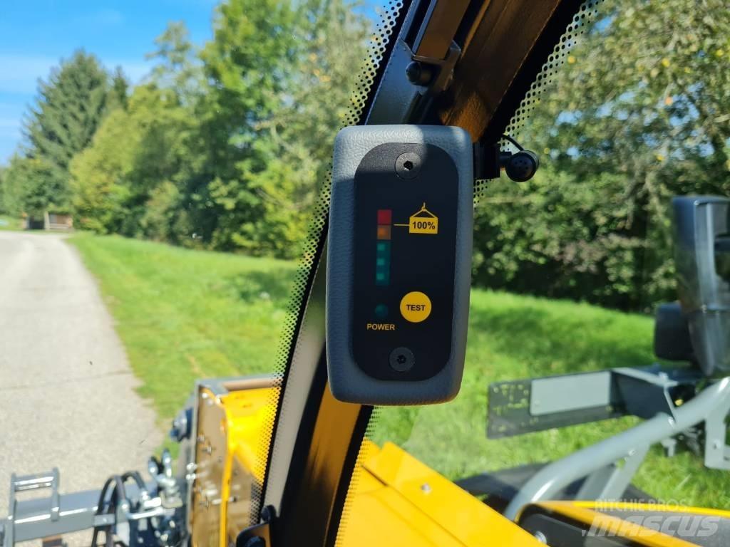 Liebherr T 32-7 Teleskoplastare