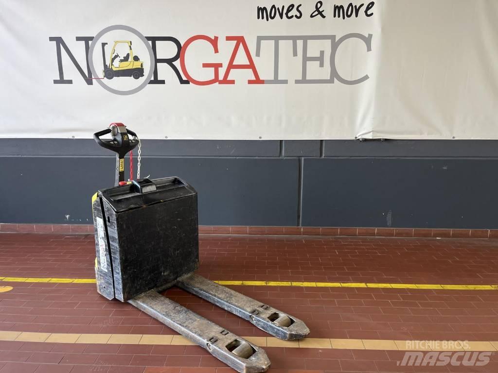 Hyster P1.8 Låglyftare utan plattform