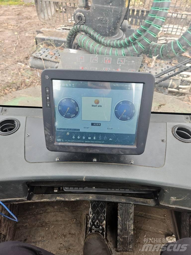 John Deere 1010 G Skotare