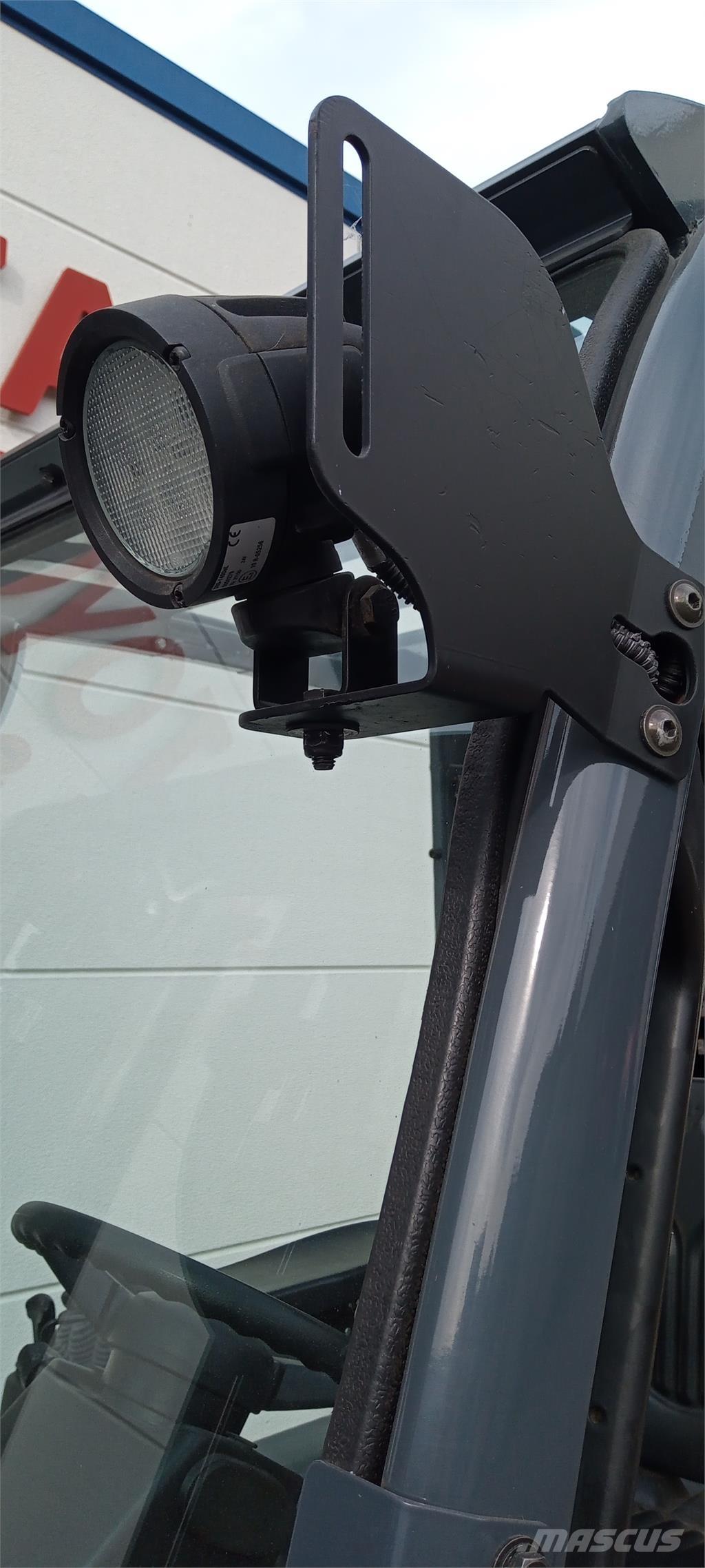 Toyota 8FBMKT25 Elmotviktstruckar