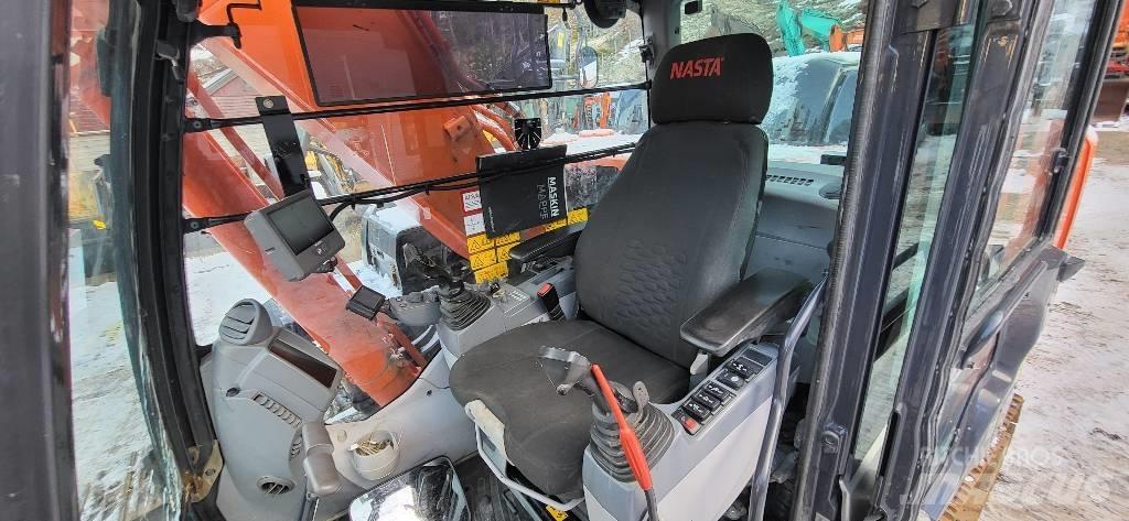 Hitachi ZX 210 LC-6 Bandgrävare