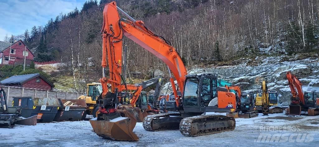 Hitachi ZX 210 LC-6 Bandgrävare
