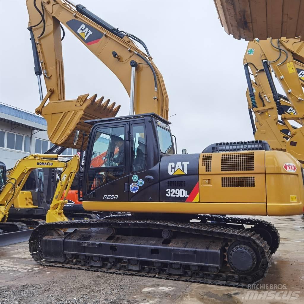 CAT 329 D Bandgrävare