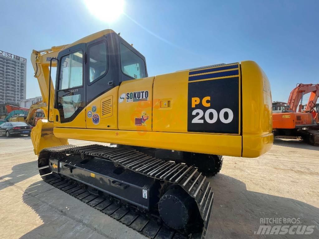 Komatsu PC 200 Bandgrävare