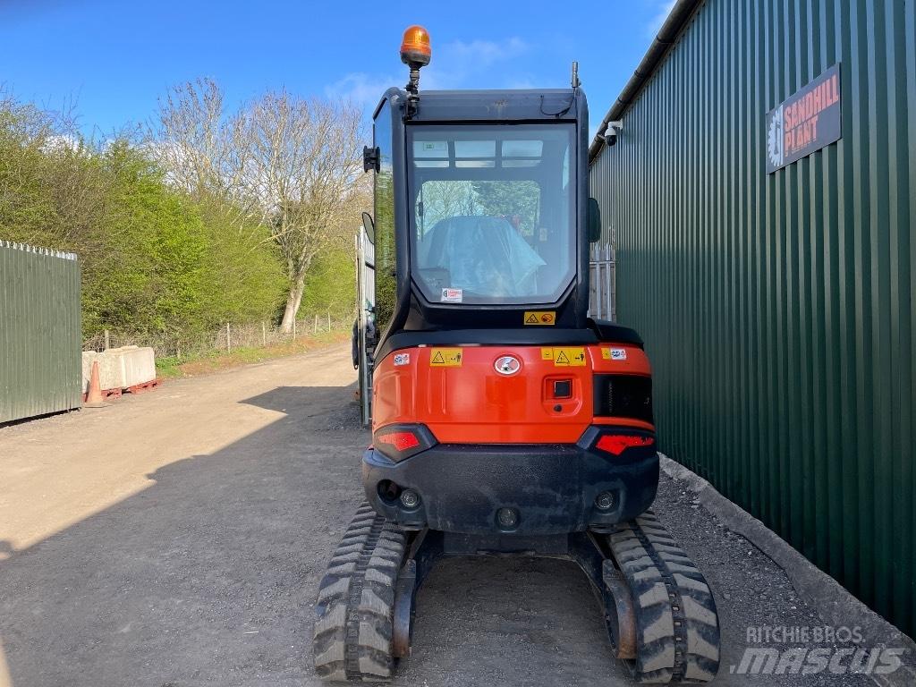 Kubota U 27-4 Minigrävare < 7t