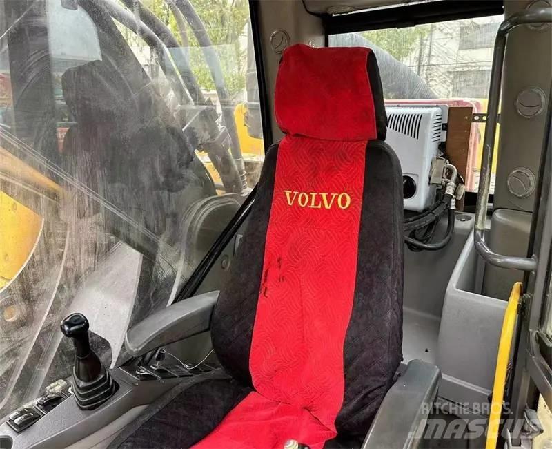 Volvo EC480DL Bandgrävare