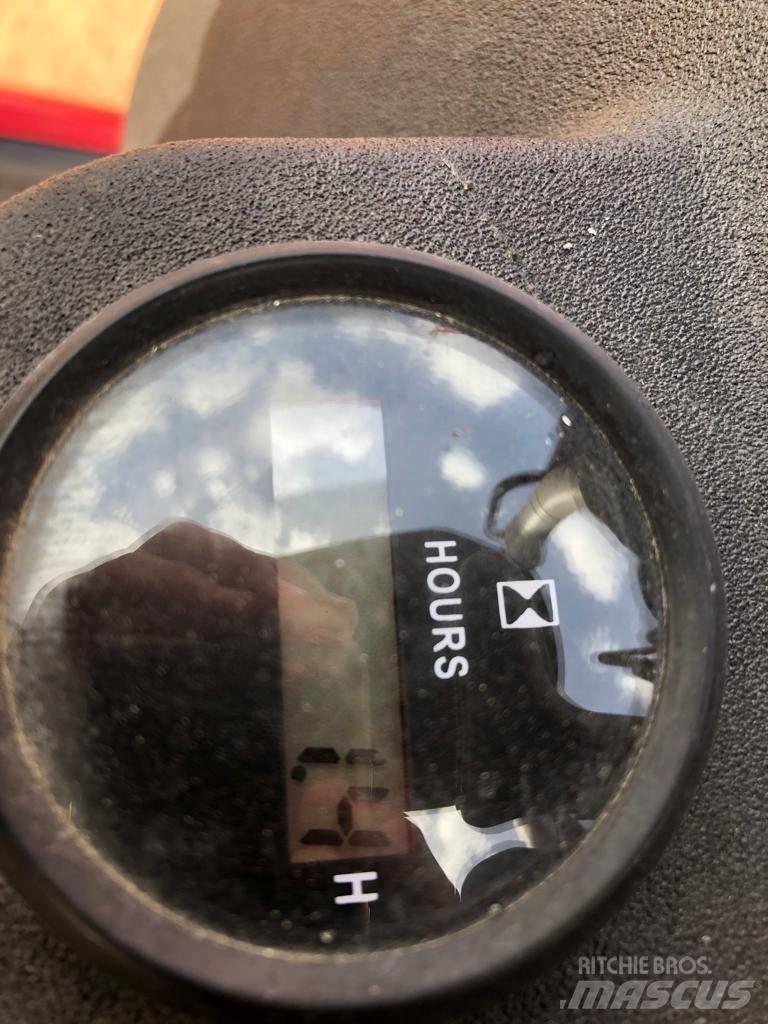 Lucla TX10 Minigrävare < 7t