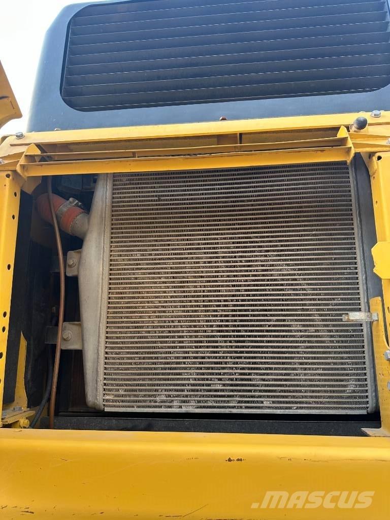 Komatsu PC 400-8 Bandgrävare