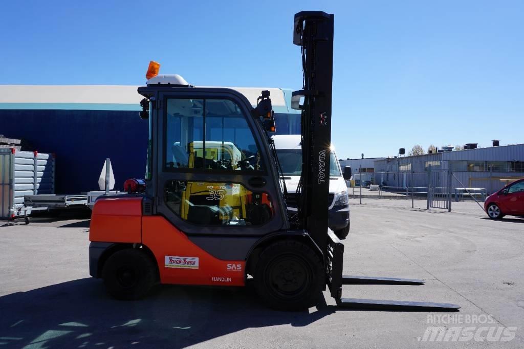 Toyota 52-8FDJF35 Dieselmotviktstruckar