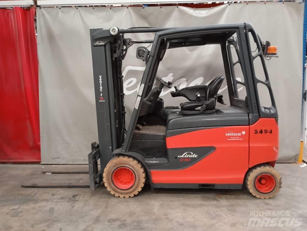 Linde E 30 Elmotviktstruckar