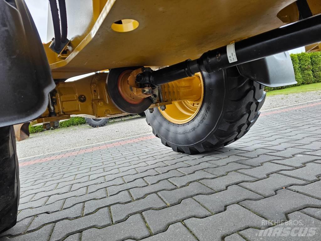 CAT 906 M Hjullastare