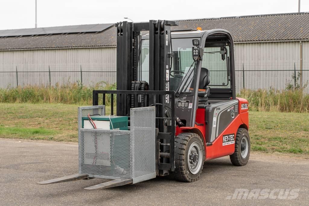 Manitou ME 450 Elmotviktstruckar