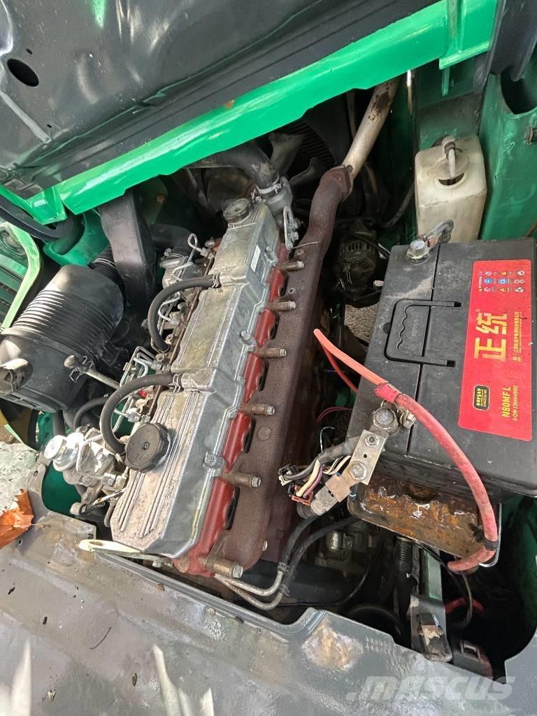 三菱叉车 2t Dieselmotviktstruckar