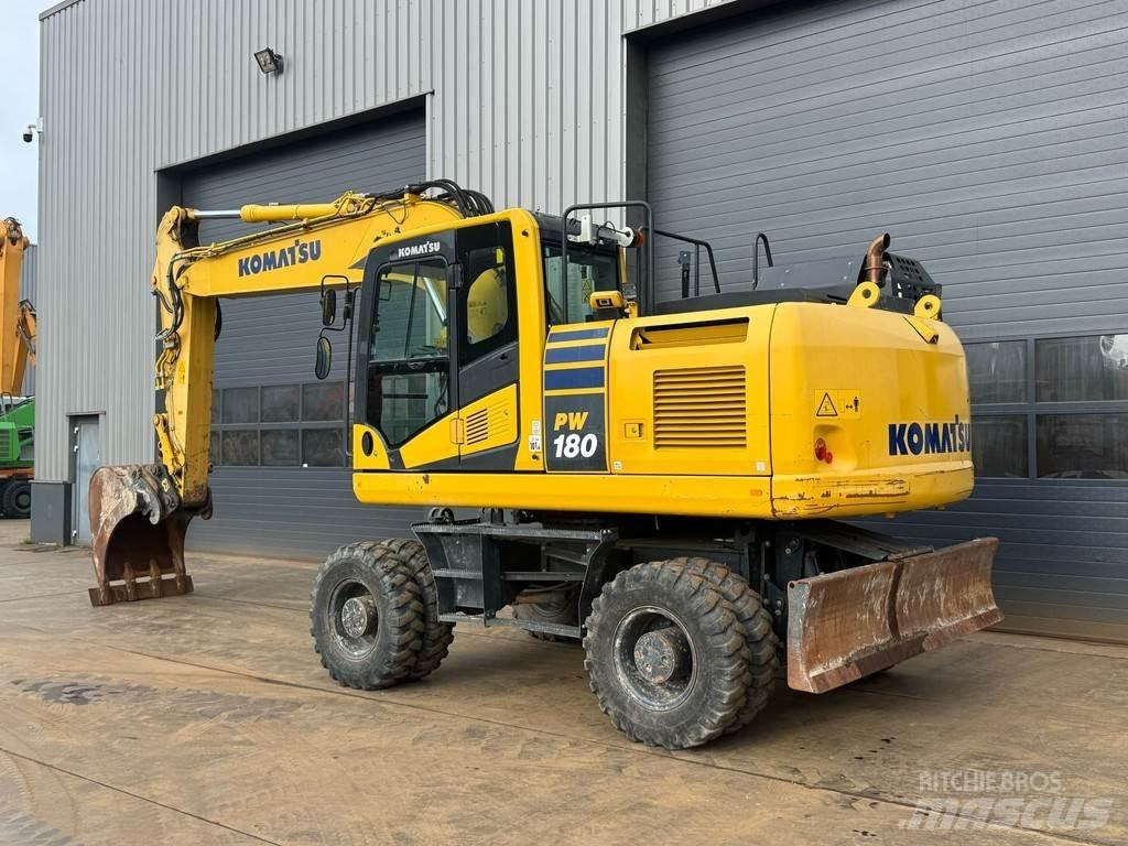 Komatsu PW180-11 Hjulgrävare