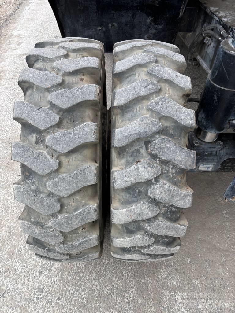 Hitachi ZX 140 W-5B Hjulgrävare